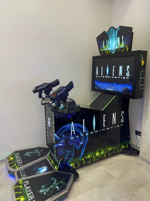 Аркадна стрілялка Aliens Extermination