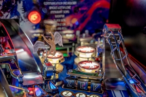 Пінбол Led Zeppelin Pro Pinball виробництво Stern Pinball (США)