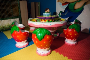 Песочница для ТРЦ "Клубничка"
